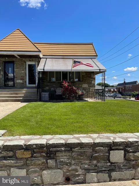 1035 Chandler St, Philadelphia, PA 19111