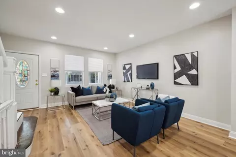 6224 Hazel Ave, Philadelphia, PA 19143