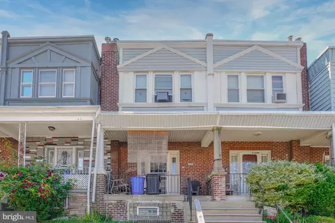 5704 N Lambert St, Philadelphia, PA 19138