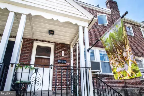 5937 Houghton St, Philadelphia, PA 19128
