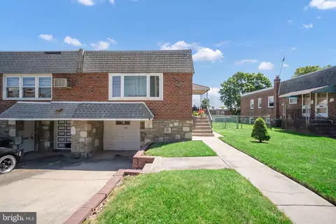 2003 Foster St, Philadelphia, PA 19116