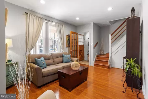 173 W Clarkson, Philadelphia, PA 19120