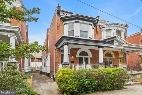 231 E Durham St, Philadelphia, PA 19119