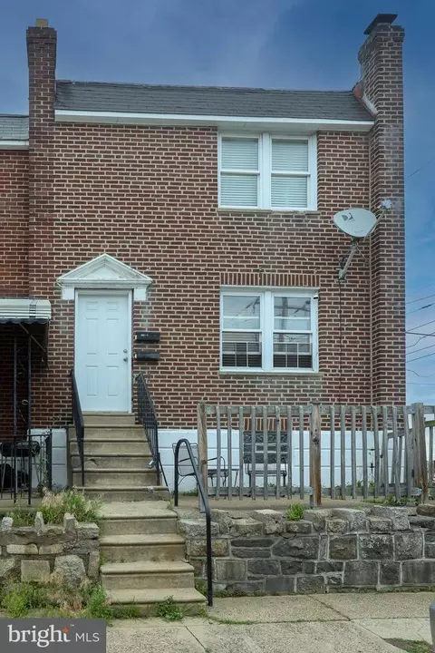 1261 Elbridge St, Philadelphia, PA 19111
