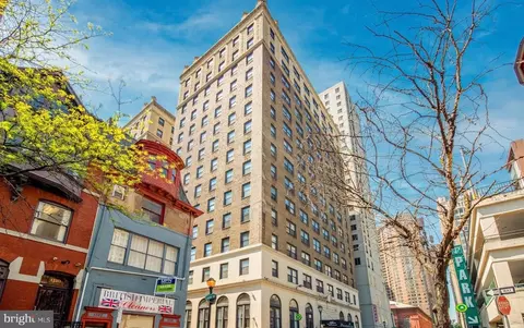 1324 Locust St #521, Philadelphia, PA 19107
