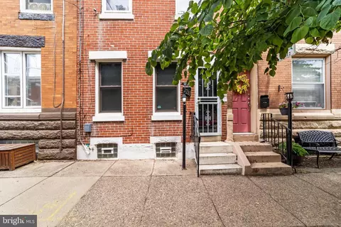 2210 Tulip St, Philadelphia, PA 19125