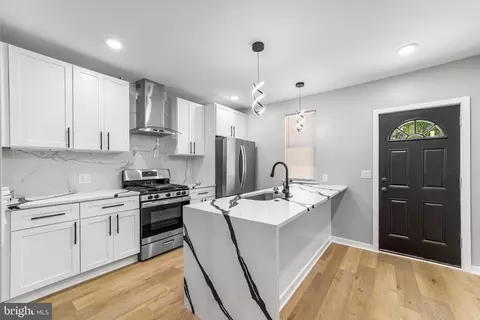 1542 Church St, Philadelphia, PA 19124