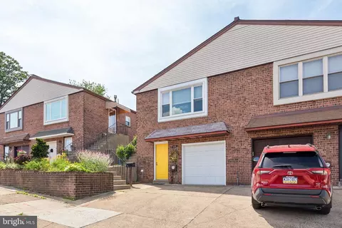8212 Burholme Ave, Philadelphia, PA 19111