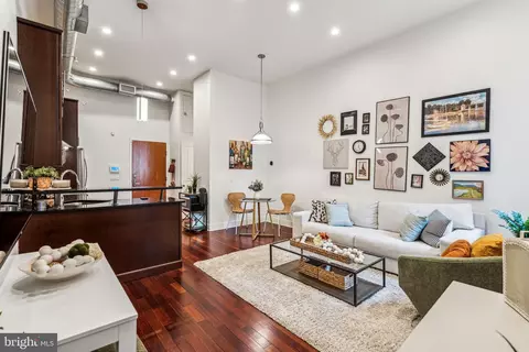1519 Pine St #5, Philadelphia, PA 19102