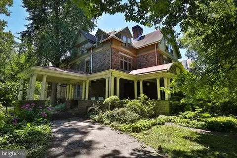 254 W Walnut Ln, Philadelphia, PA 19144