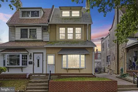 6127 Glenloch St, Philadelphia, PA 19135