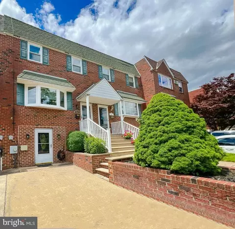 9954 Hegerman St, Philadelphia, PA 19114