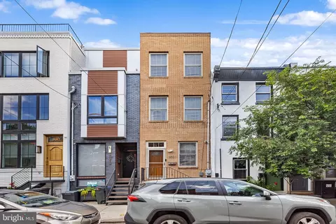 2021 E Dauphin St, Philadelphia, PA 19125