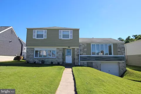 829 Densmore Rd, Philadelphia, PA 19116