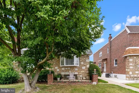 7502 Battersby St, Philadelphia, PA 19152