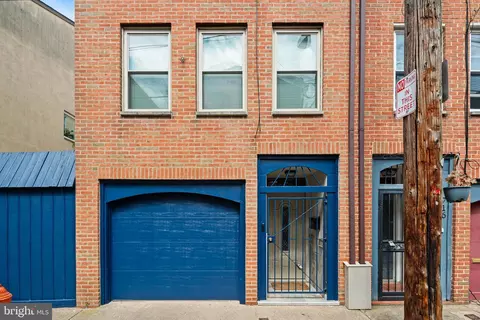 718-20 S Clifton St, Philadelphia, PA 19147