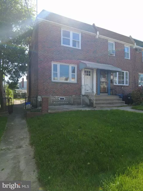 4328 Benner St, Philadelphia, PA 19135