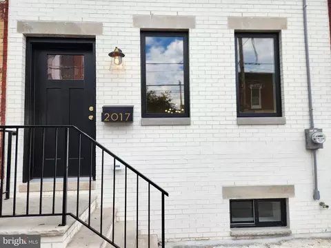 2017 Dickinson St, Philadelphia, PA 19146