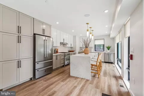 2200 Christian St #A1, Philadelphia, PA 19146