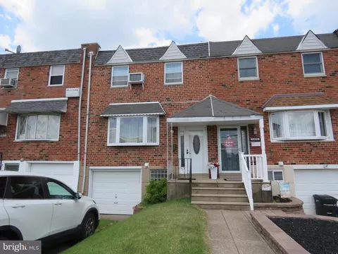 12426 Academy Rd, Philadelphia, PA 19154