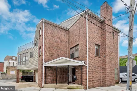 410 St John Neumann Way, Philadelphia, PA 19123