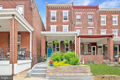 3546 New Queen St, Philadelphia, PA 19129