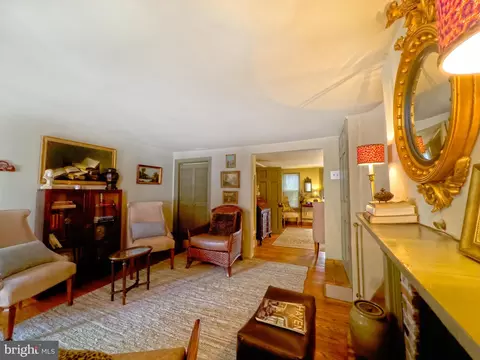 813 S Hancock St, Philadelphia, PA 19147