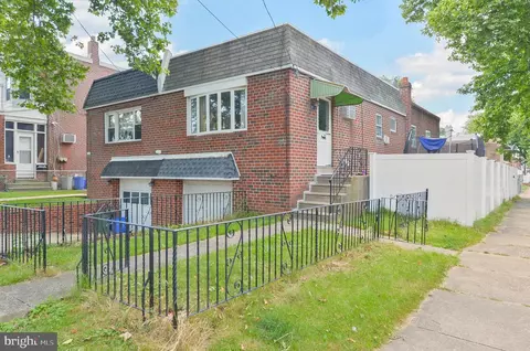 7352 Montour St, Philadelphia, PA 19111
