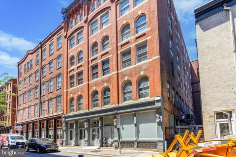 8 S 10 S Letitia St #303, Philadelphia, PA 19106