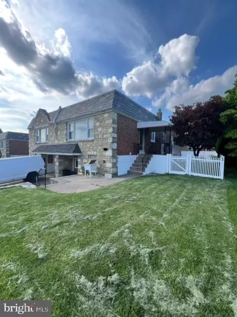 2927 Gelena Rd, Philadelphia, PA 19152