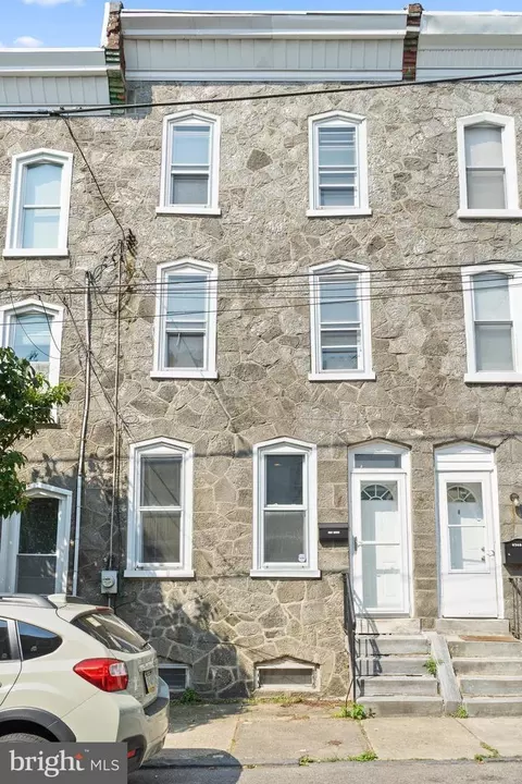 4346 Dexter St, Philadelphia, PA 19128