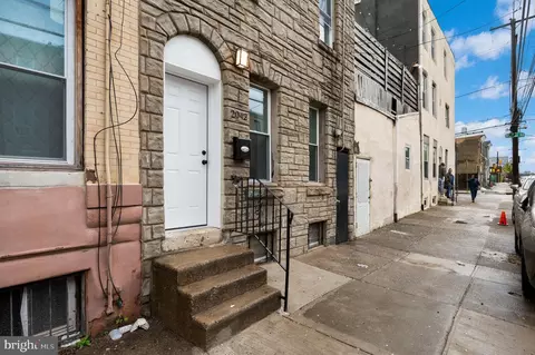 2042 E Somerset St, Philadelphia, PA 19134