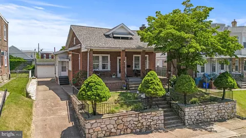 6729 31 Jackson St, Philadelphia, PA 19135
