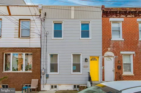 2029 Tulip St, Philadelphia, PA 19125