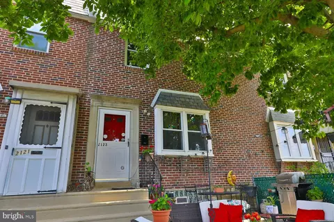 2123 Longshore Ave, Philadelphia, PA 19149