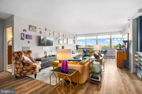 2401 Pennsylvania Ave #11B27, Philadelphia, PA 19130