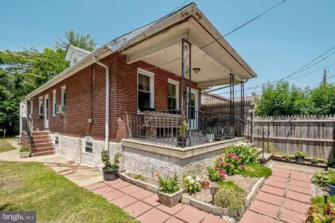 7525 Este Ave, Philadelphia, PA 19153