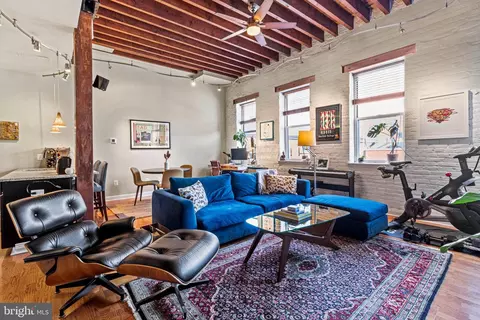 141 N 45 N 2nd St #3D, Philadelphia, PA 19106
