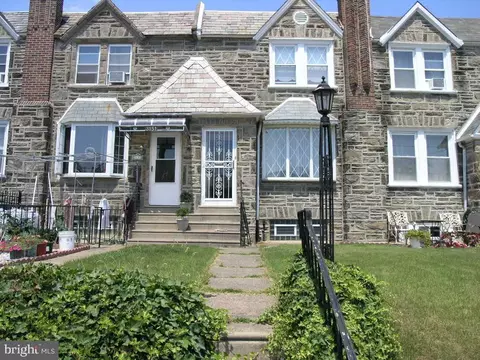 3153 Knorr St, Philadelphia, PA 19149