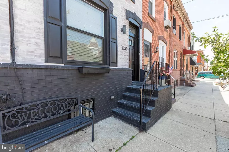 Exterior - 1530 W Shunk St, Philadelphia, PA 19145 photo 2 of 2