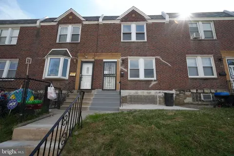 4414 Oakmont St, Philadelphia, PA 19136