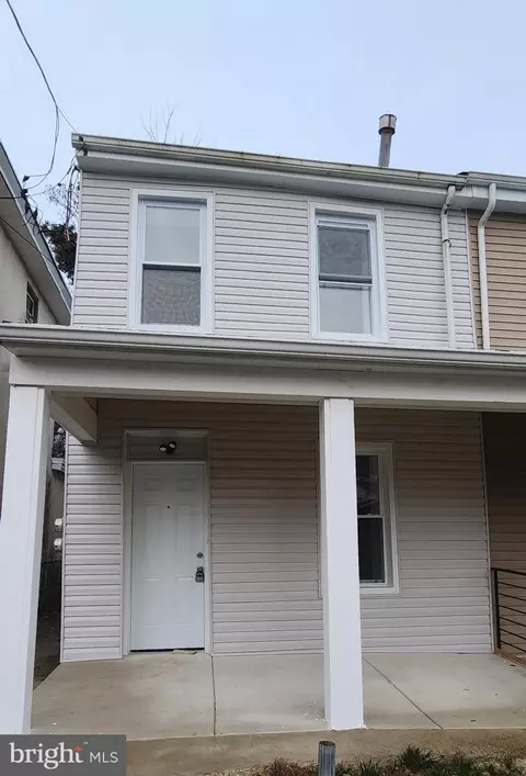 5527 Devon St, Philadelphia, PA 19138