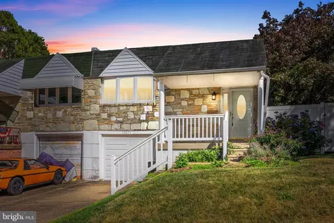 13071 Stevens Rd, Philadelphia, PA 19116
