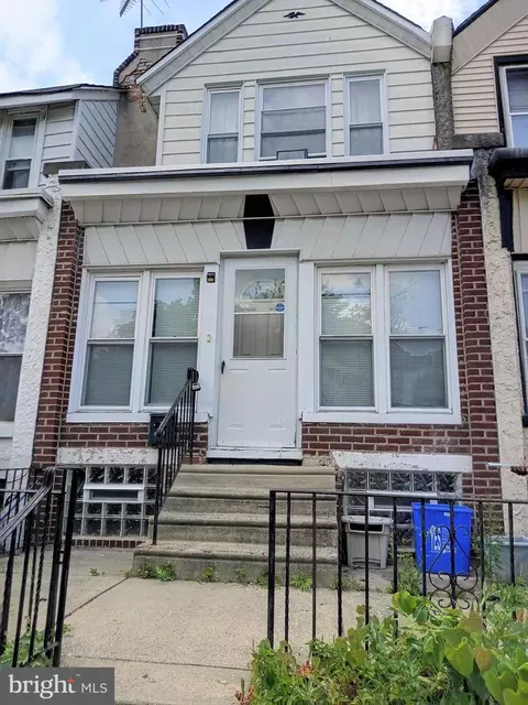 6538 N Woodstock St, Philadelphia, PA 19138