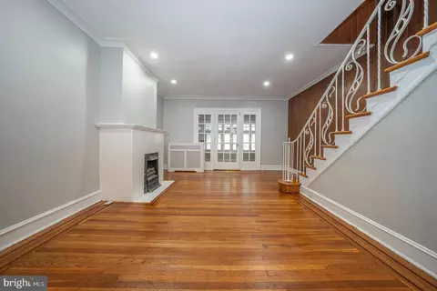 4614 Locust St, Philadelphia, PA 19139