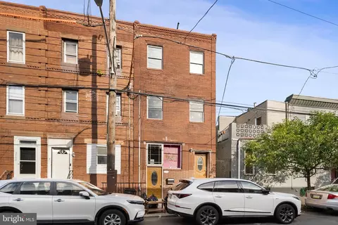 2244 S 9th St, Philadelphia, PA 19148