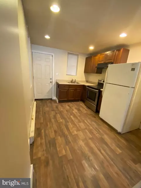 813 E Madison St, Philadelphia, PA 19134
