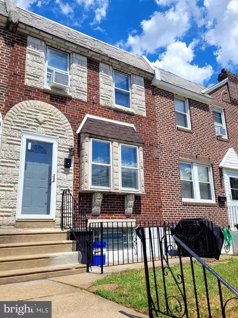4437 Vista St, Philadelphia, PA 19136