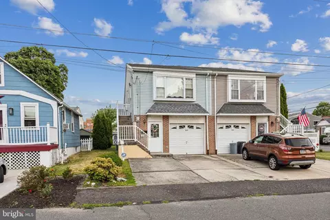 9244 Melrose St, Philadelphia, PA 19114