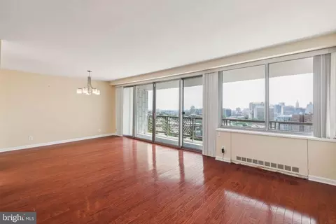 2401 Pennsylvania Ave #19B30, Philadelphia, PA 19130